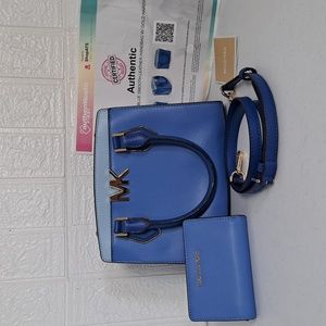 Michael Kors Mott Medium Messenger Convertible Crossbody Bag